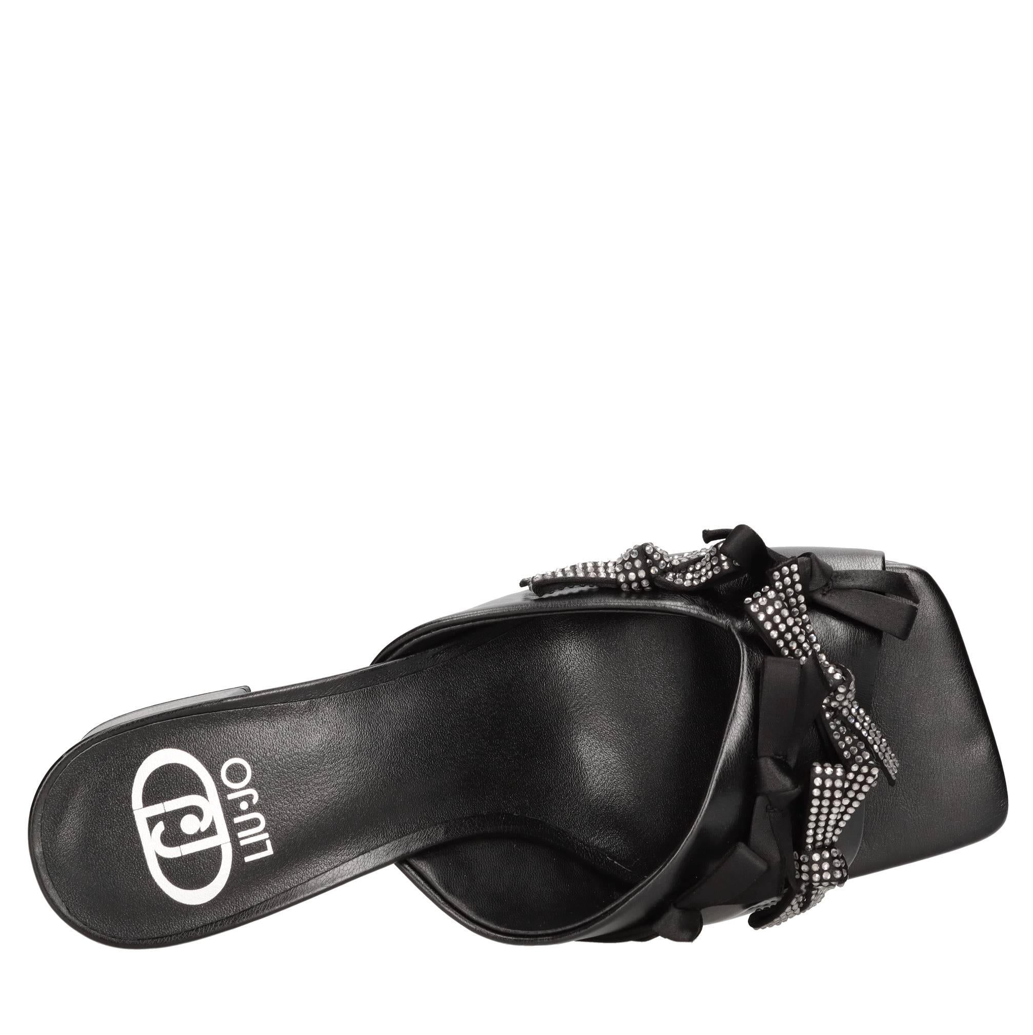 Mules modello JUDY in ecopelle 