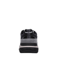 Sneakers in camoscio pelle e tessuto 