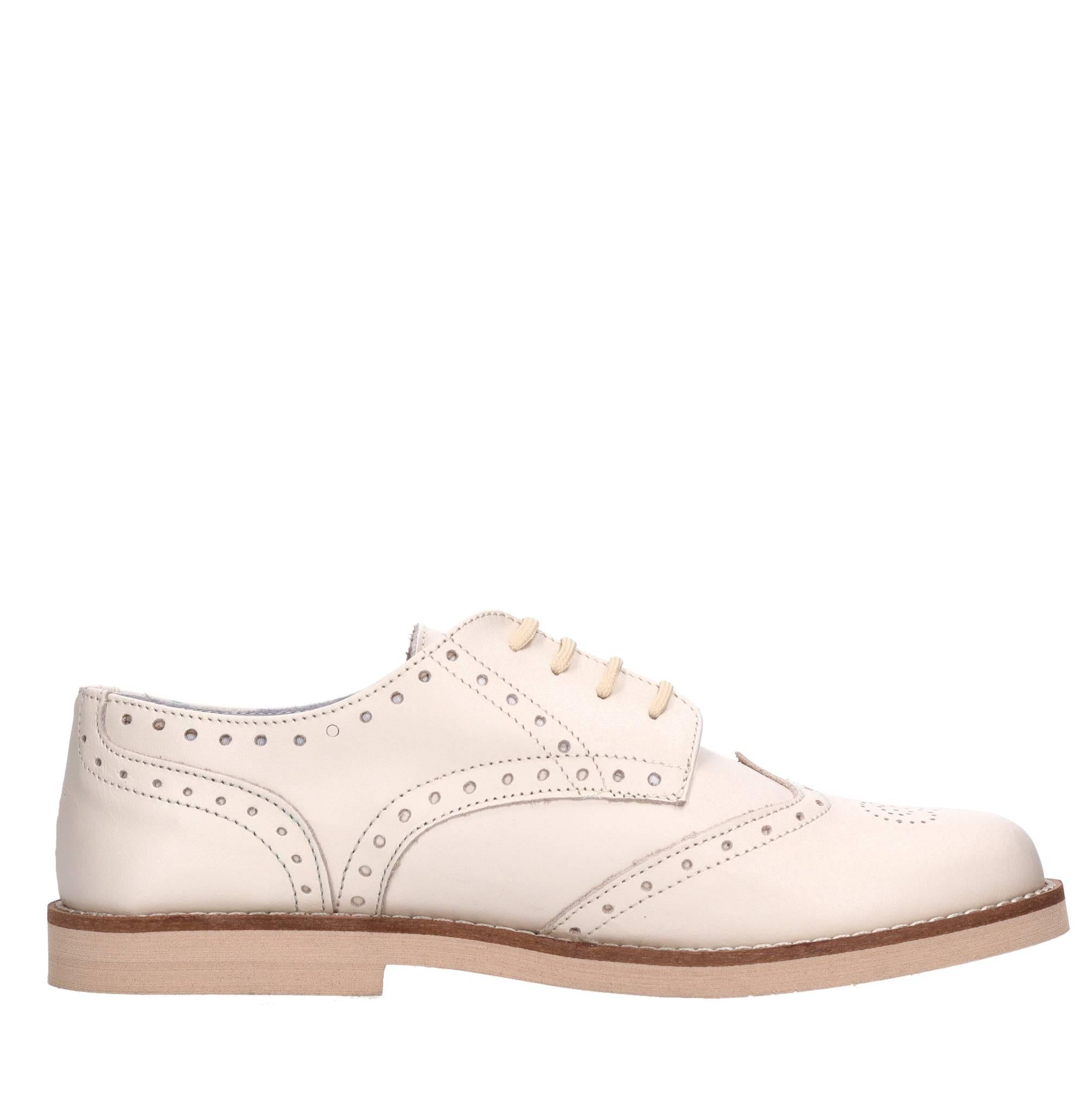 Stringate in pelle 