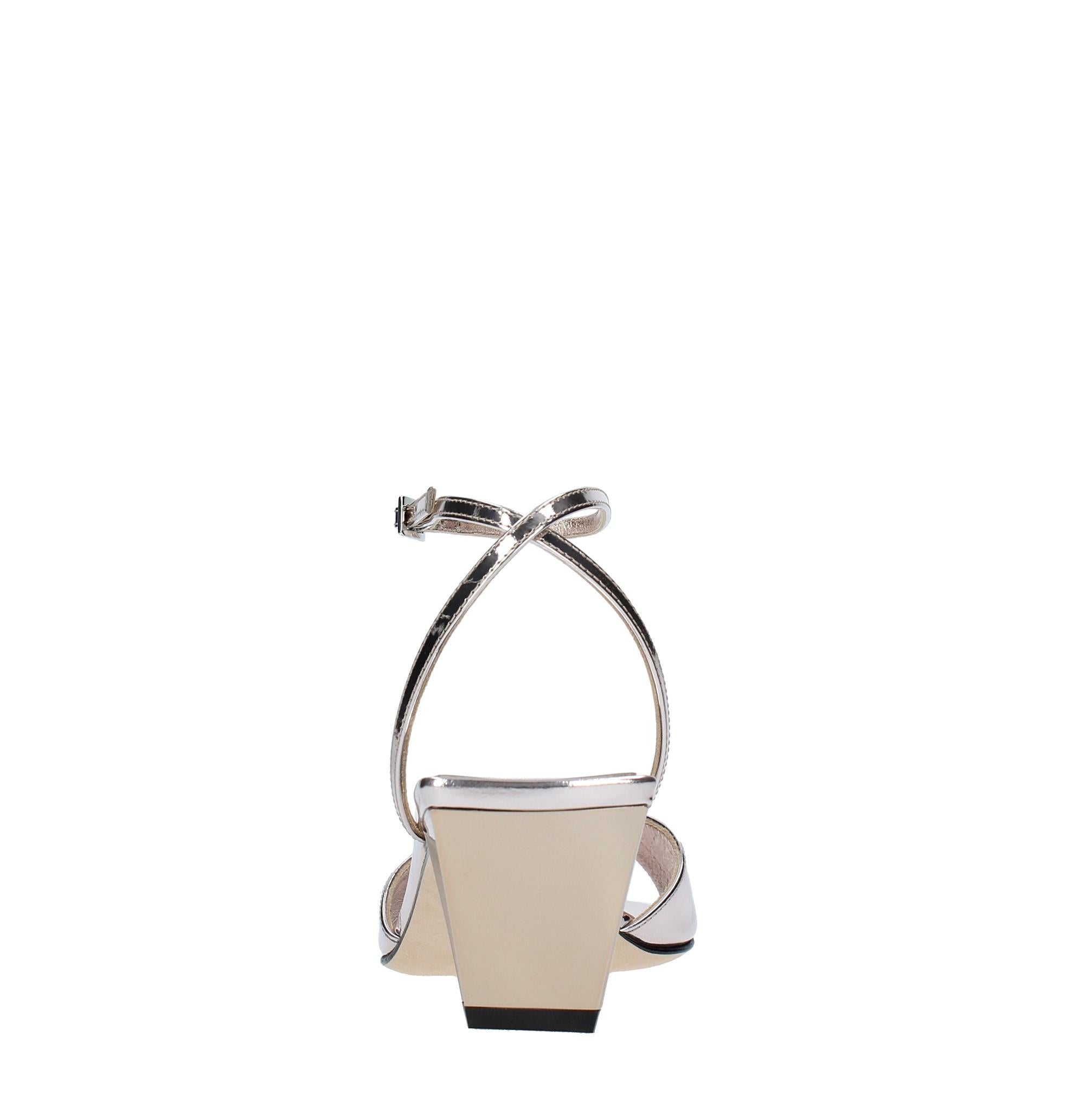 Sandali modello MELODY in vernice 