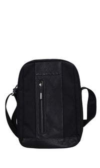 Borsa in pelle e tessuto 
