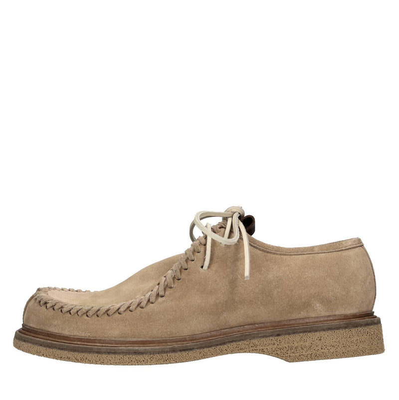Stringate in pelle scamosciata 