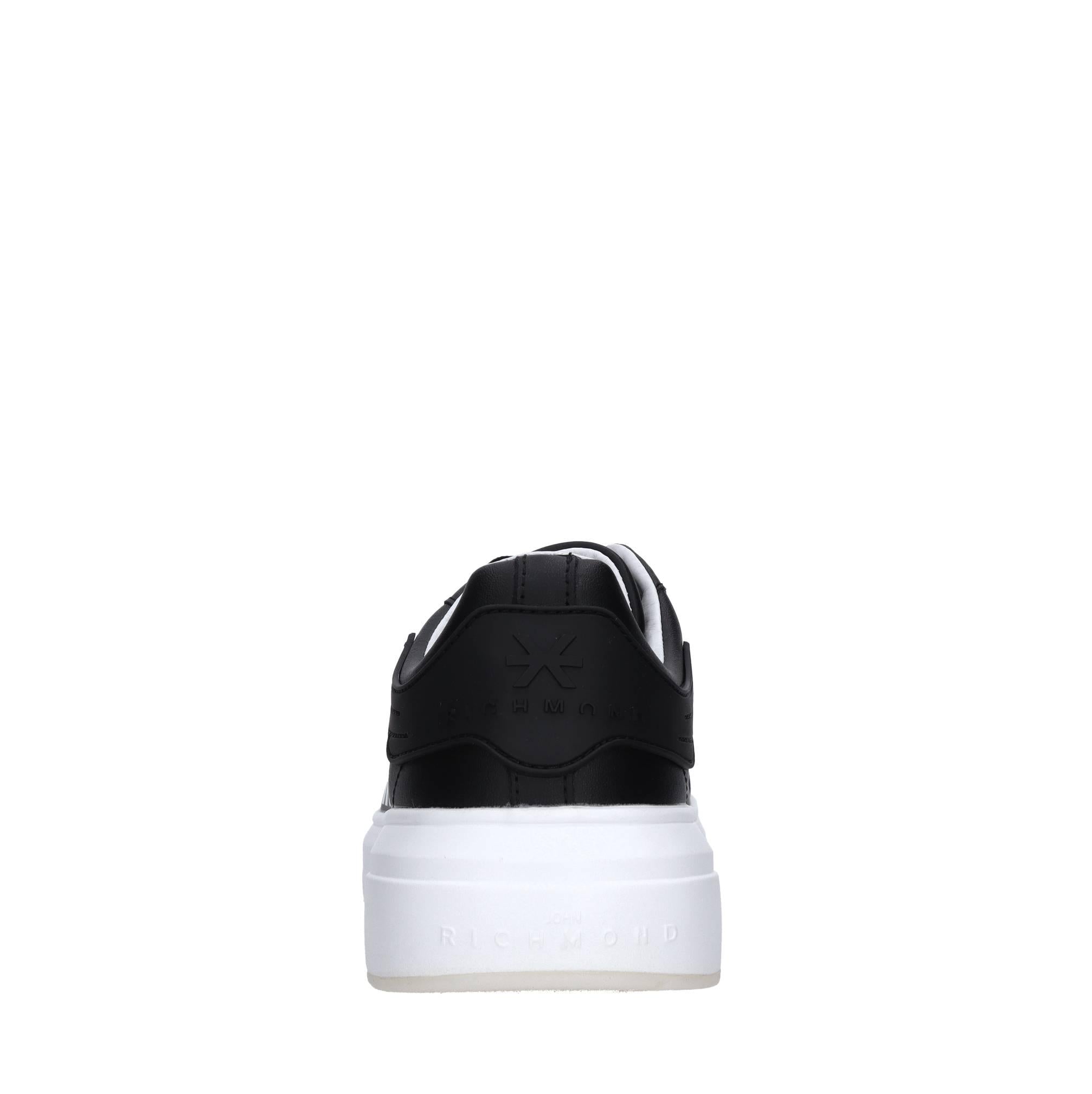 Sneakers in pelle ed ecopelle 