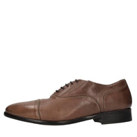Stringate in pelle 