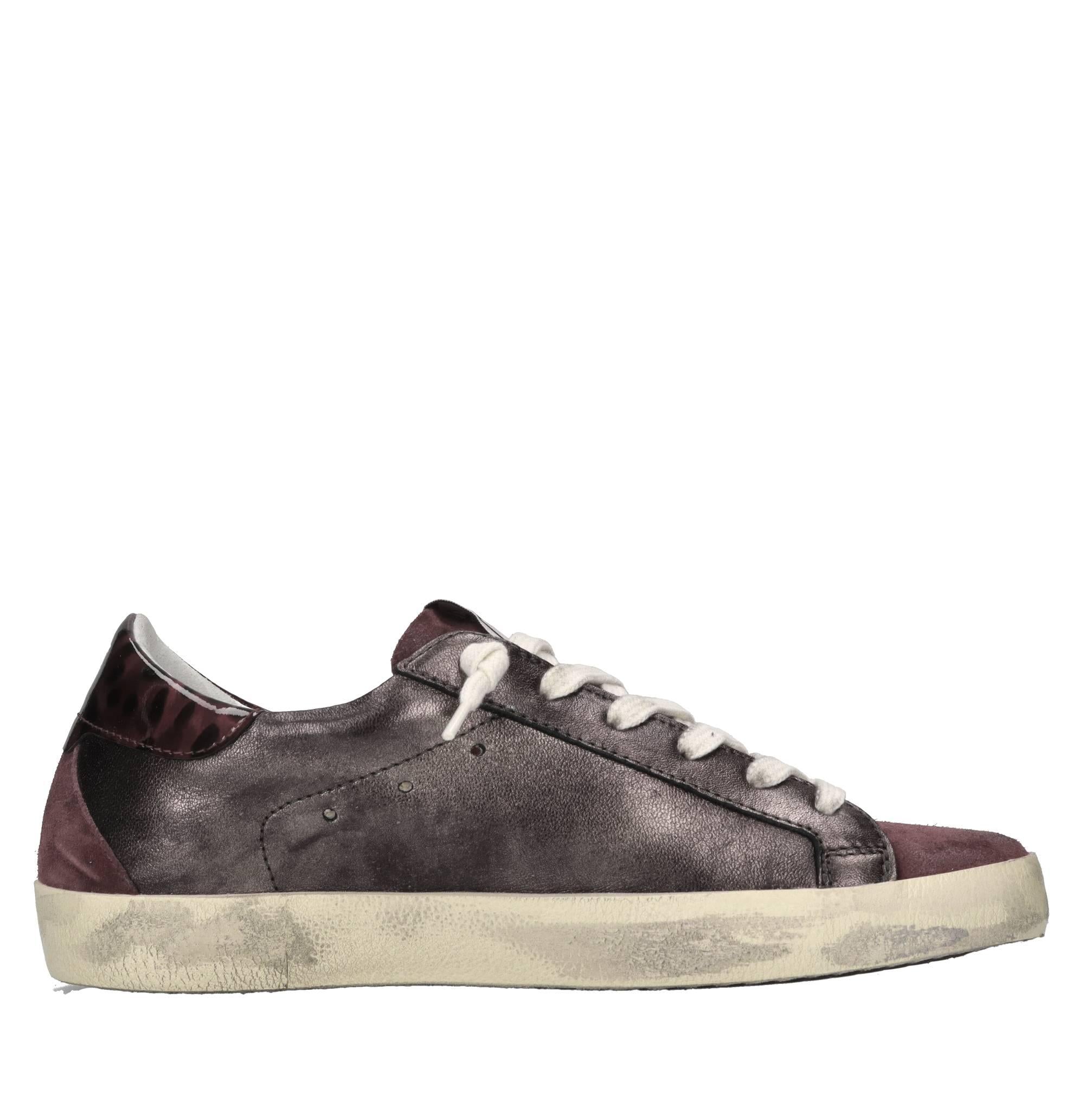 Sneakers in pelle 