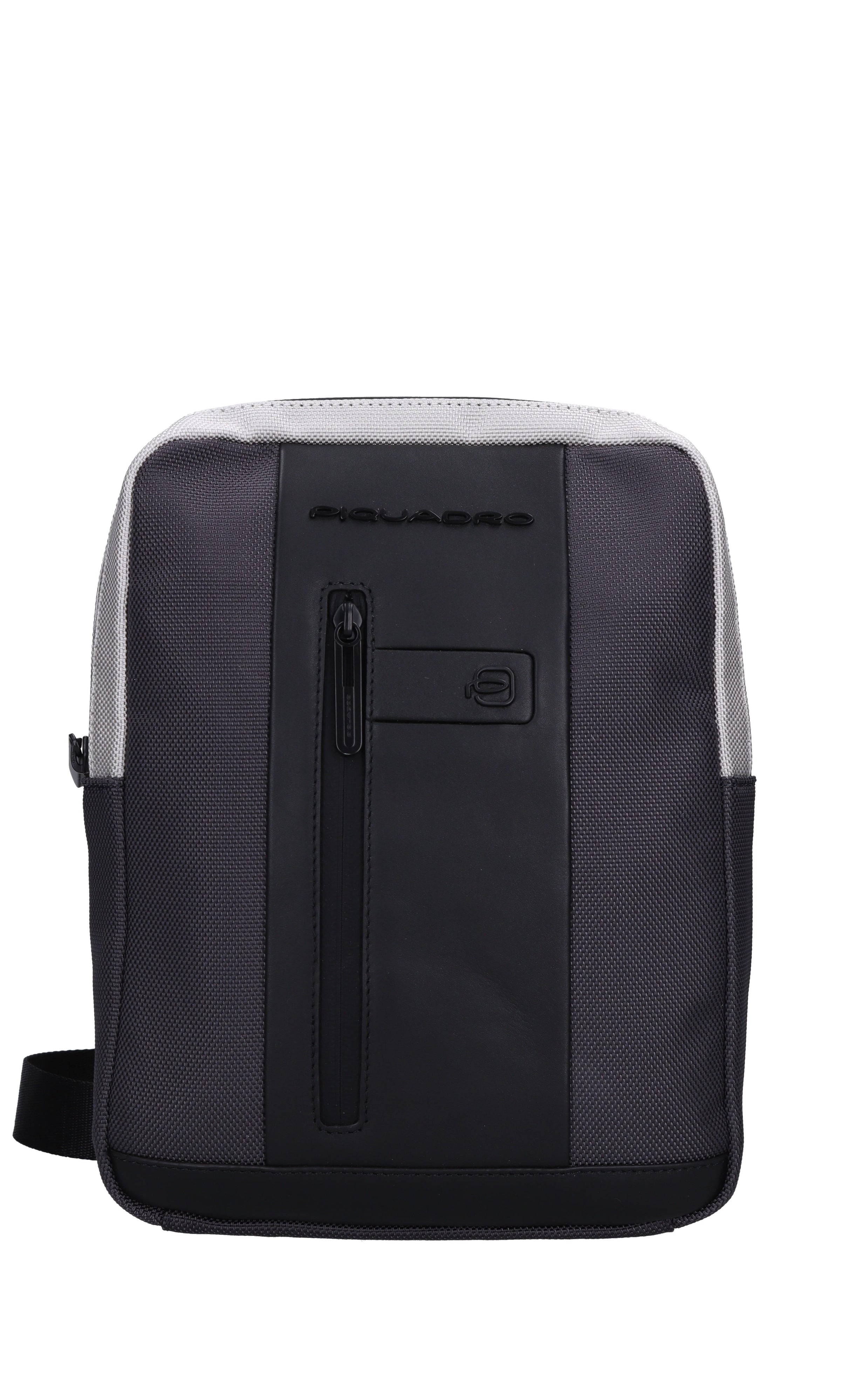 Borsa in tessuto e pelle 