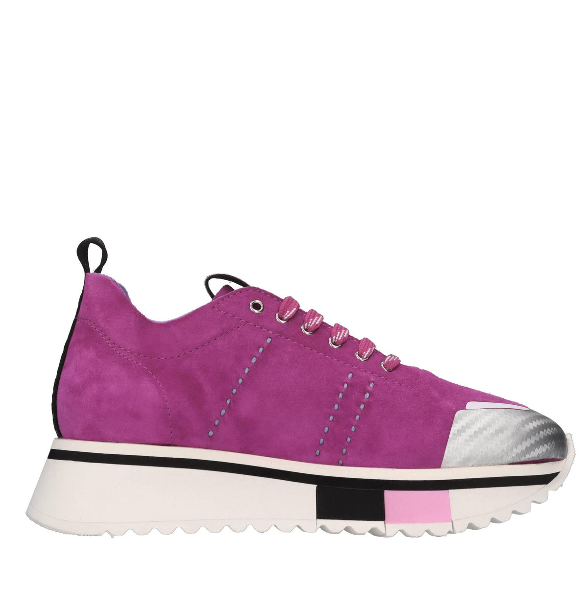 Sneakers in camoscio e tessuto 