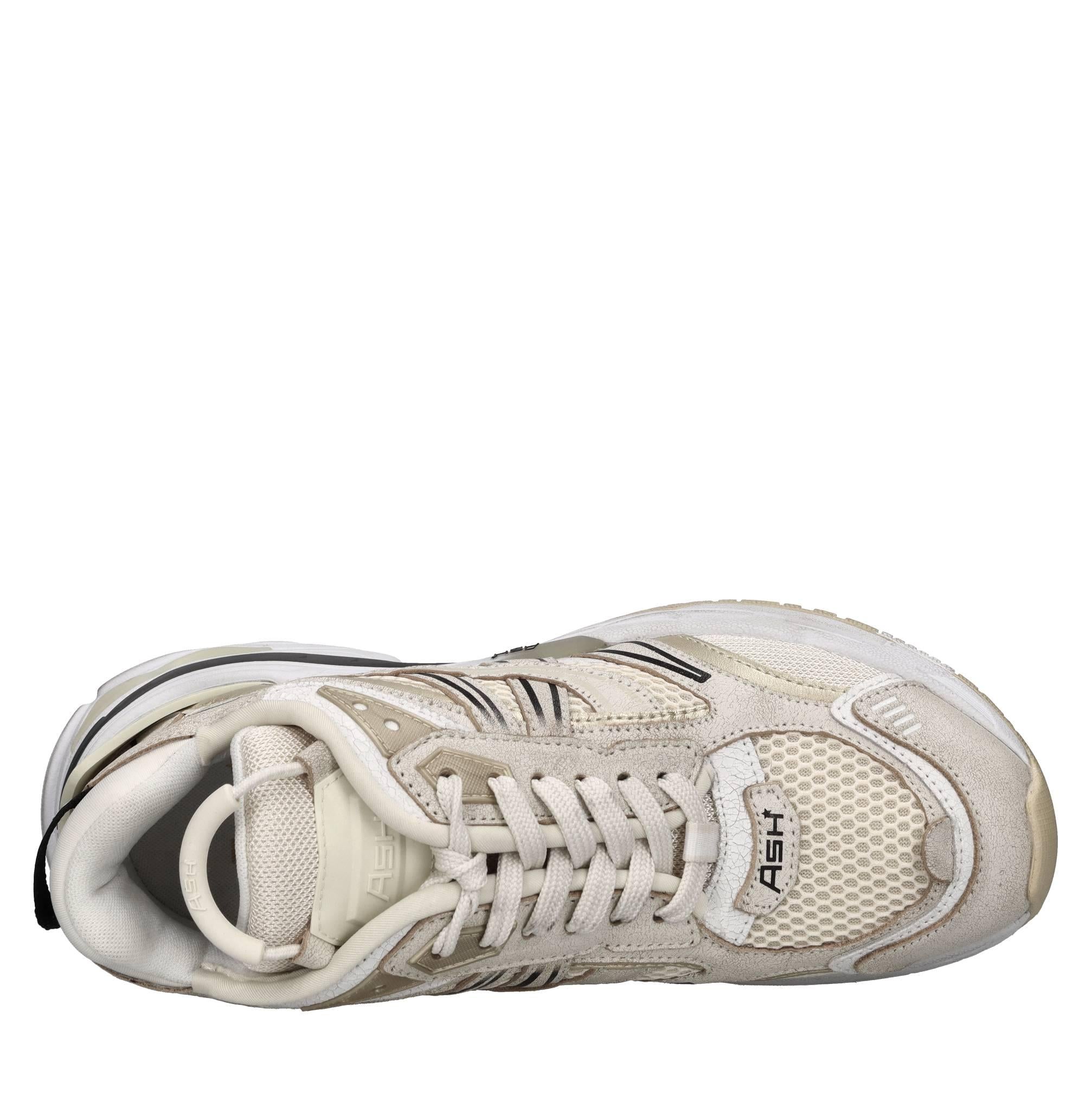 Sneakers in pelle e tessuto 