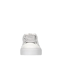 Sneakers in pelle 