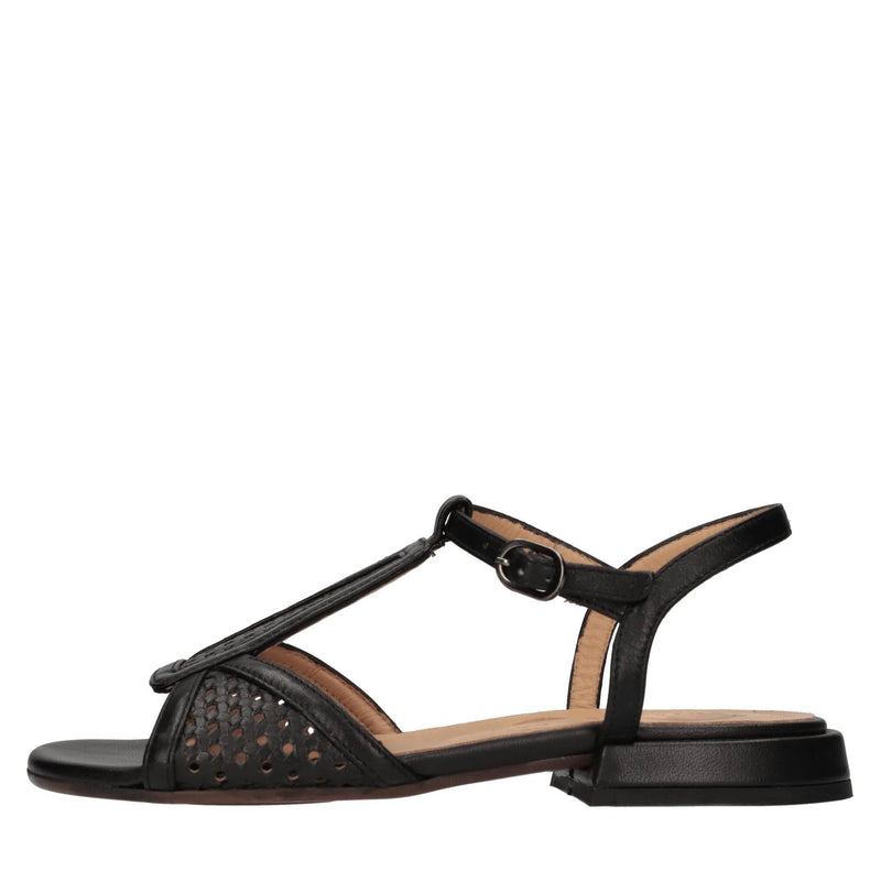 Sandali flat in pelle 