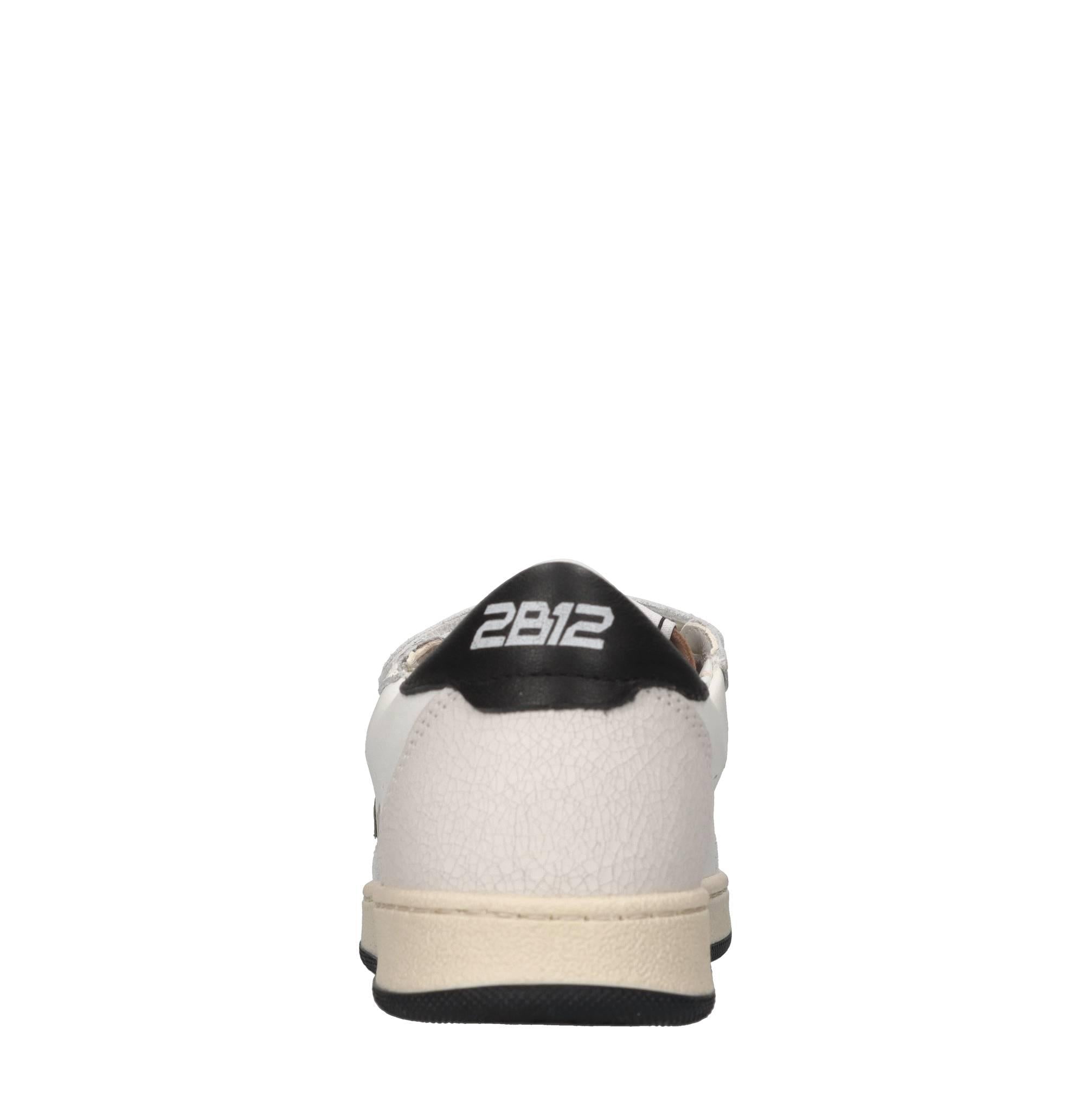 Sneakers in pelle ed ecopelle 