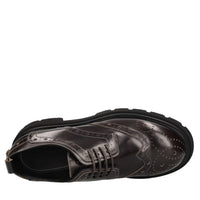 Stringate in pelle 