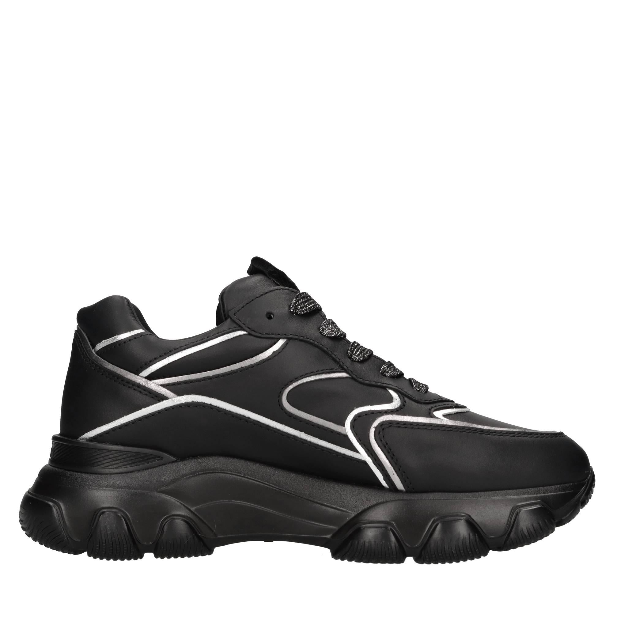 Sneakers in pelle 