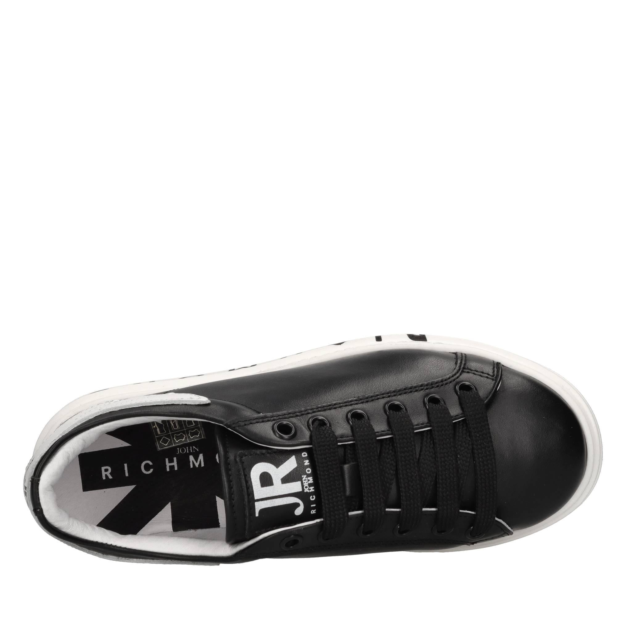 Sneakers in pelle 