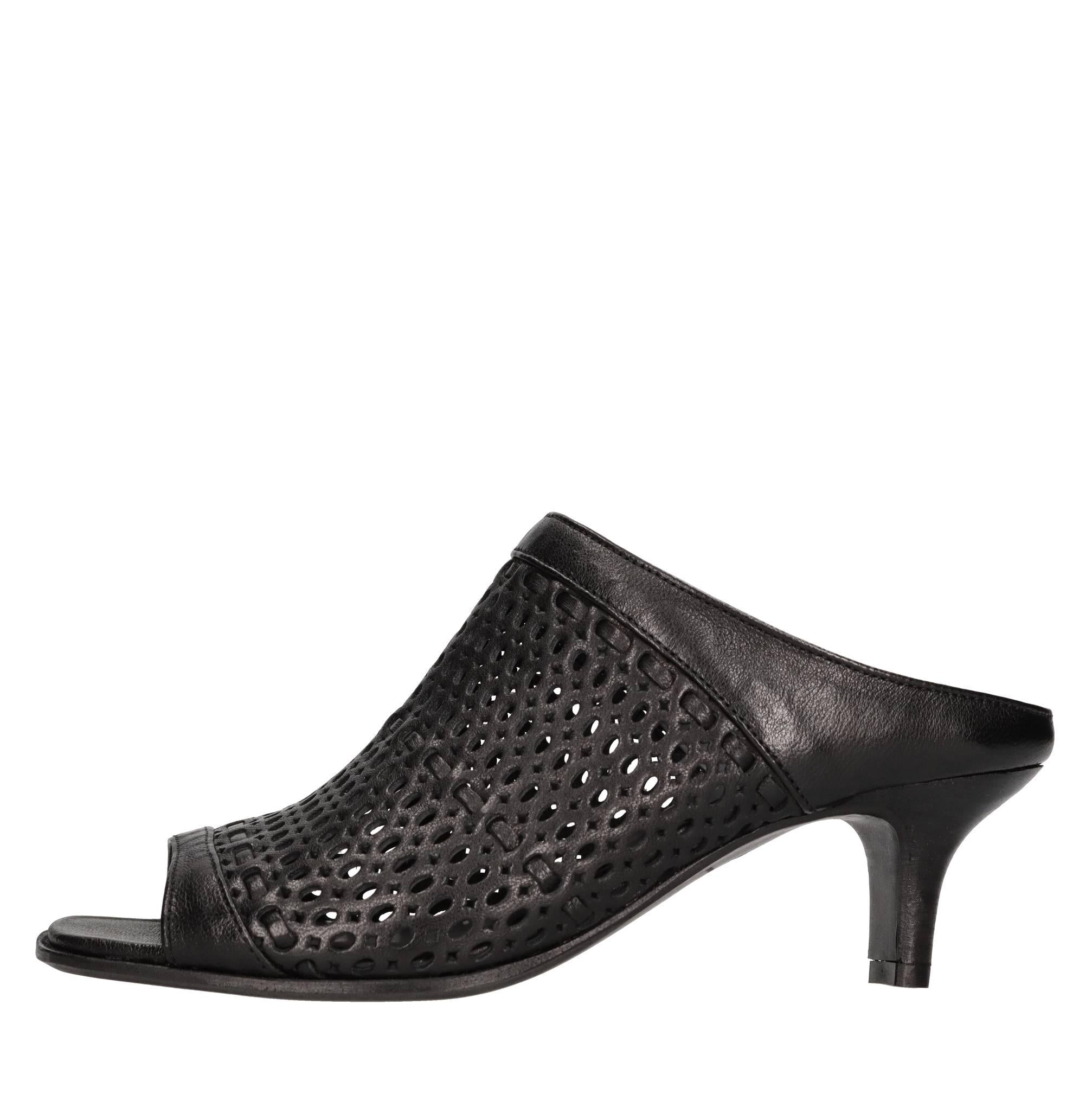 Mules in pelle 