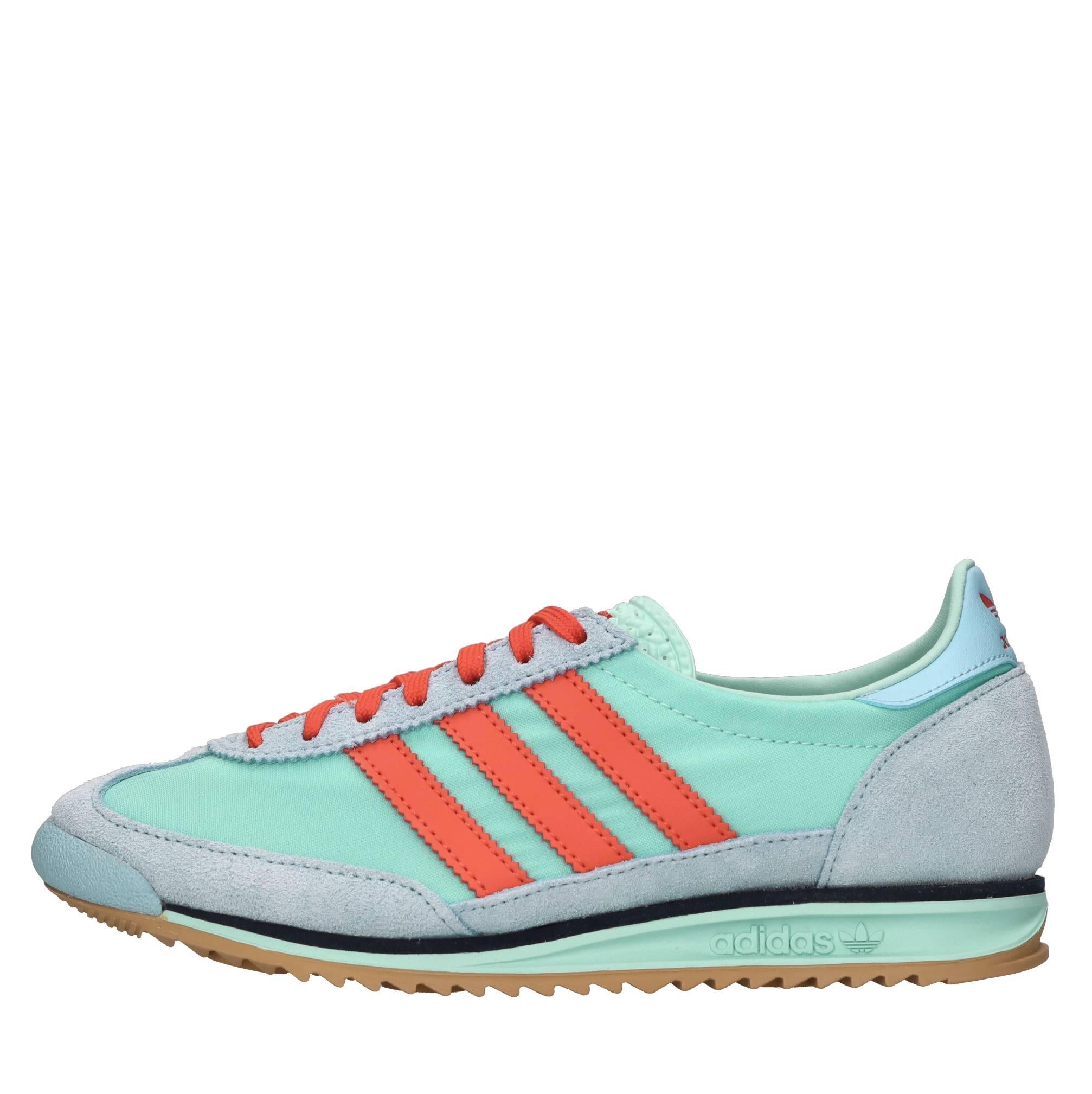 Sneakers in camoscio,pelle e tessuto 