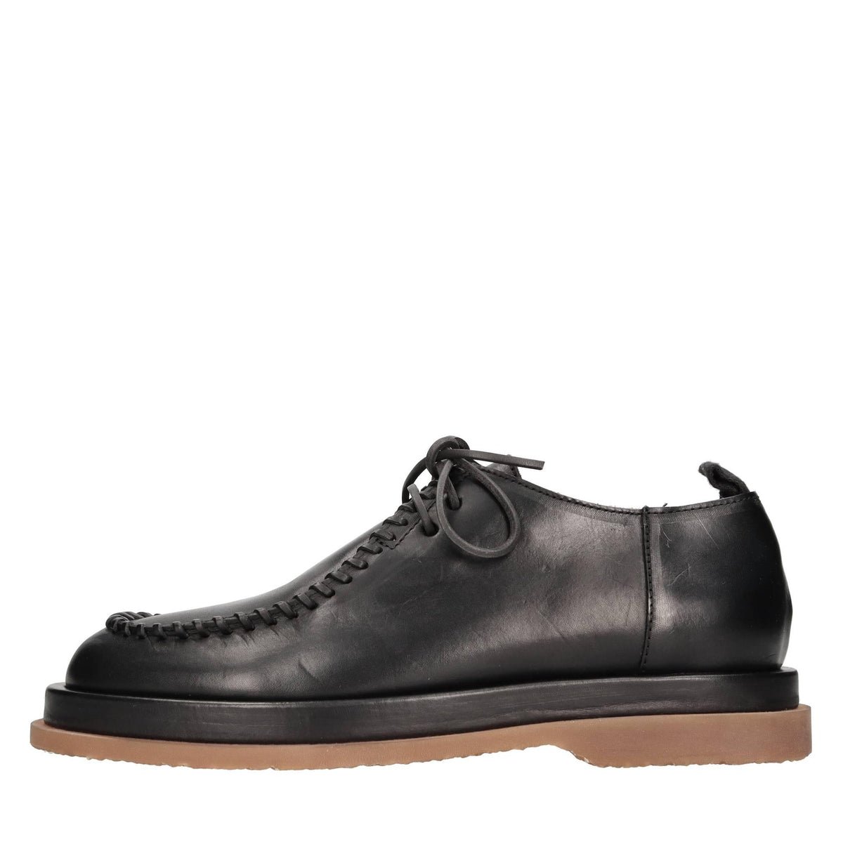 Stringate in pelle 
