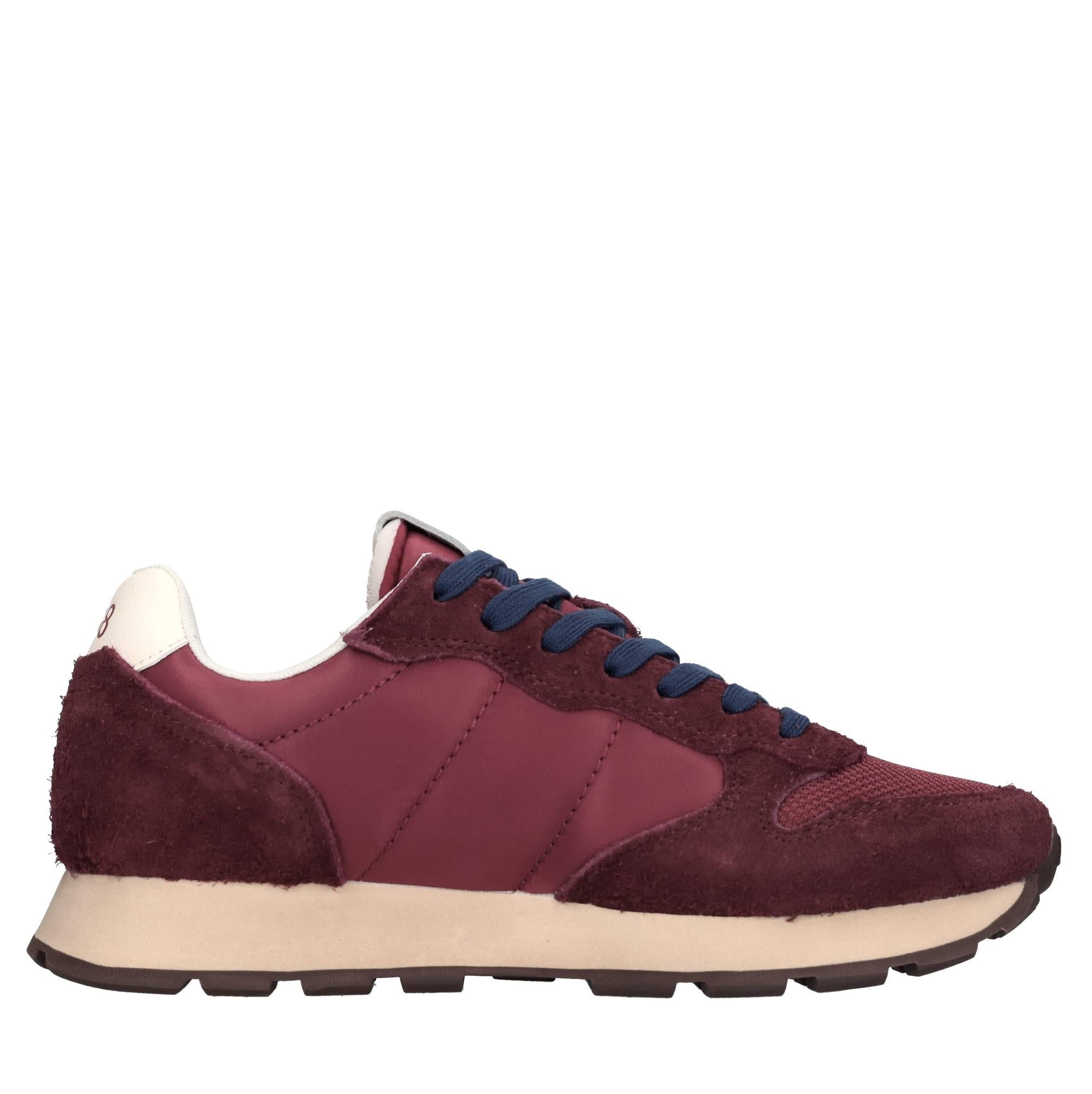 Sneakers in camoscio e tessuto 