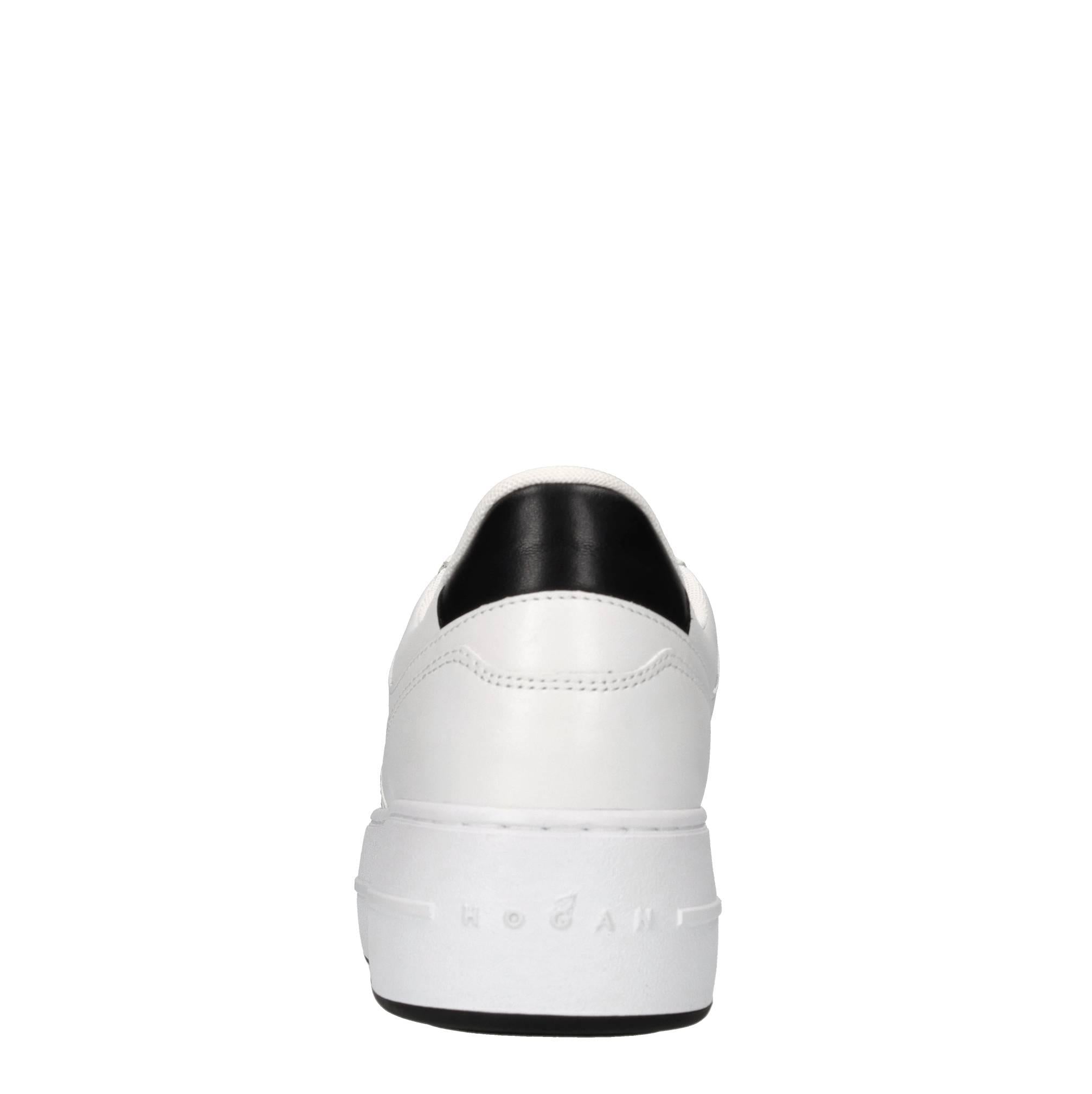 Sneakers in pelle 