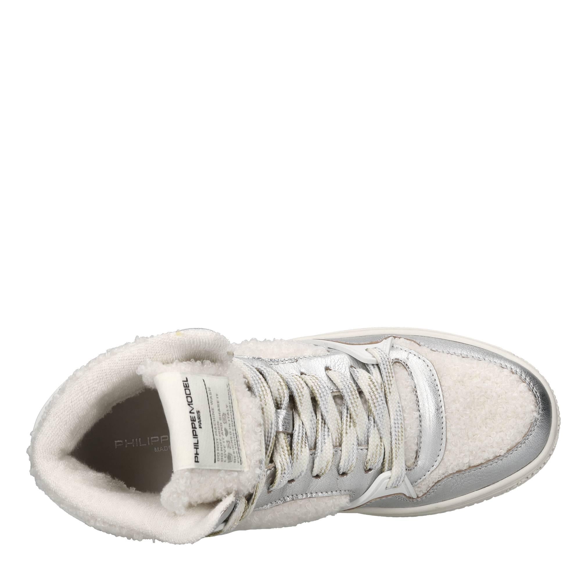 Sneakers in pelle e tessuto 