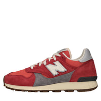 Sneakers in camoscio e tessuto 