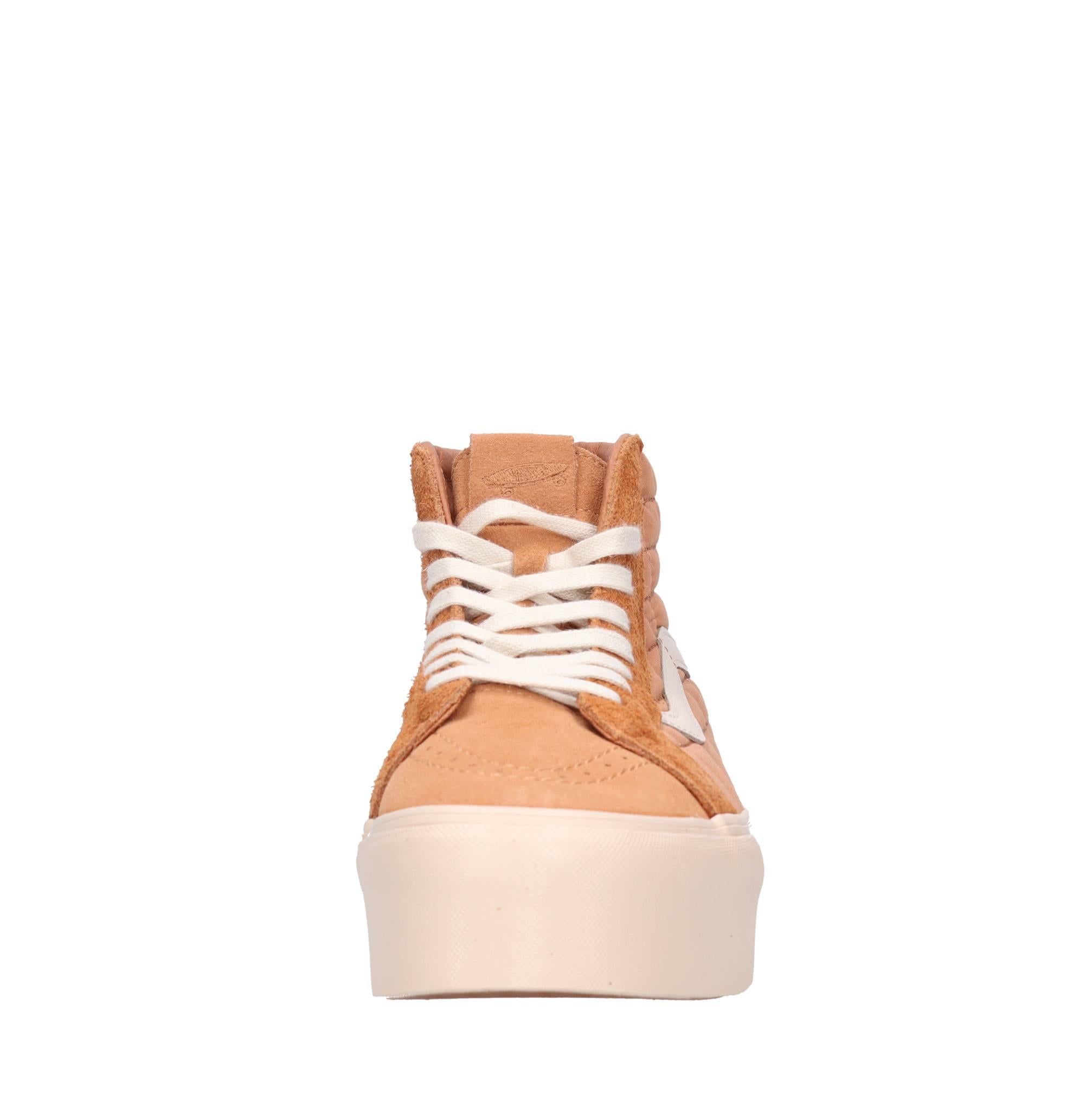 Sneakers in pelle e tessuto 