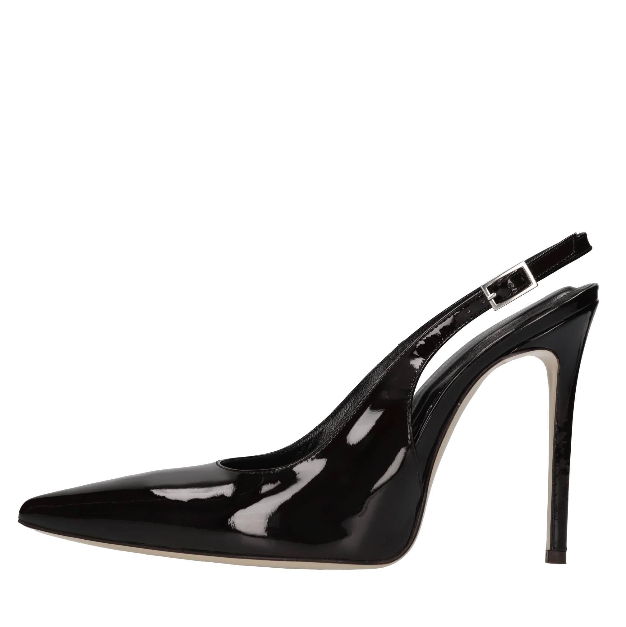 Décolleté slingback in vernice 