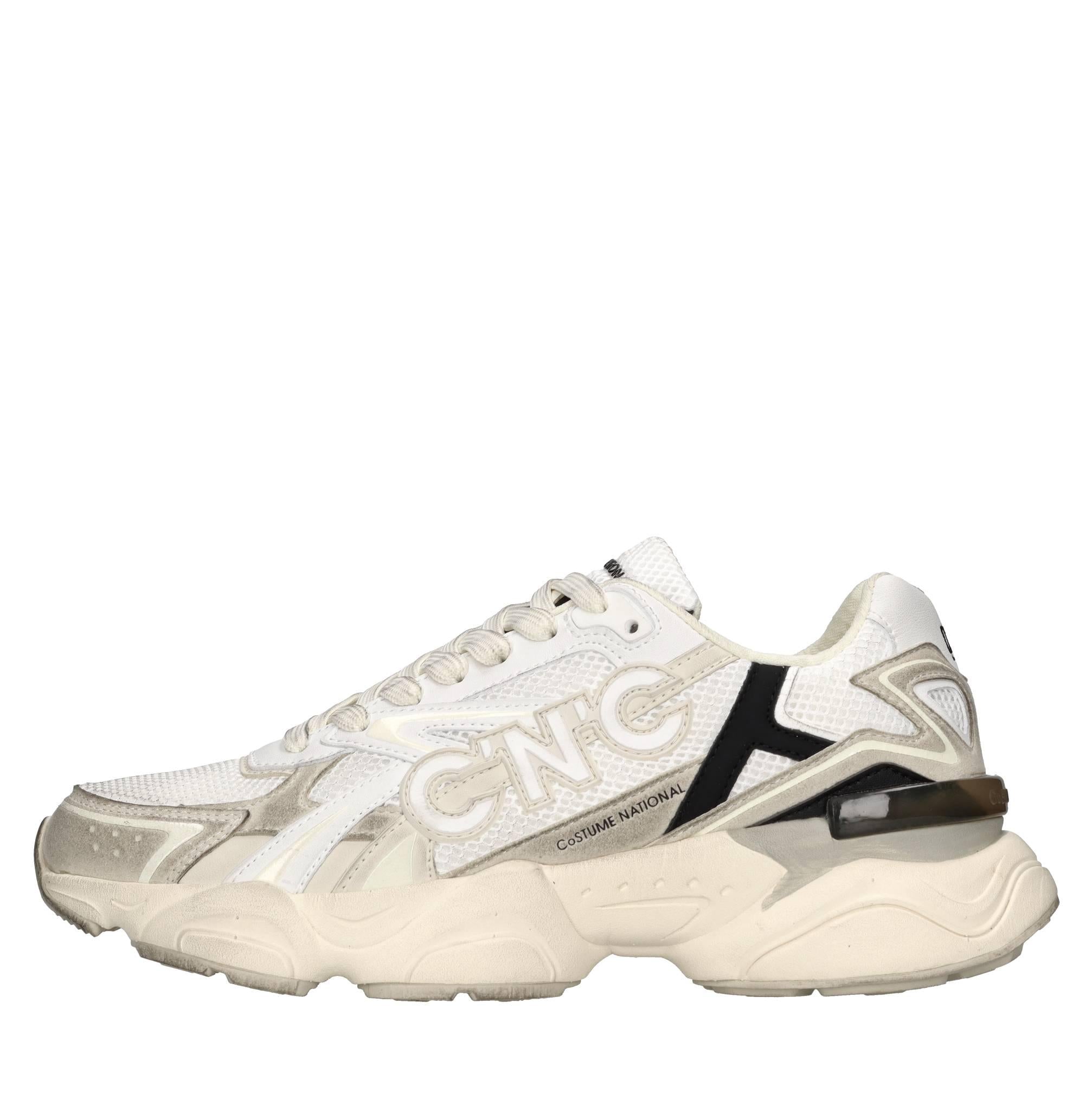 Sneakers in camoscio e tessuto 