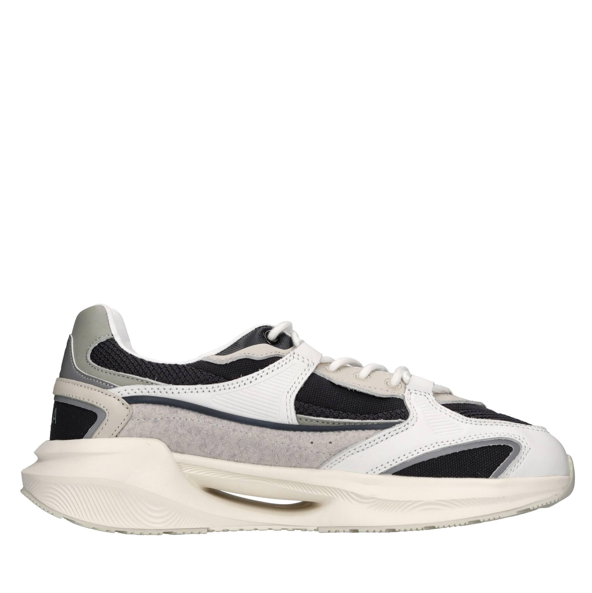 Sneakers in pelle e tessuto 