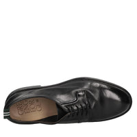 Stringate in pelle 