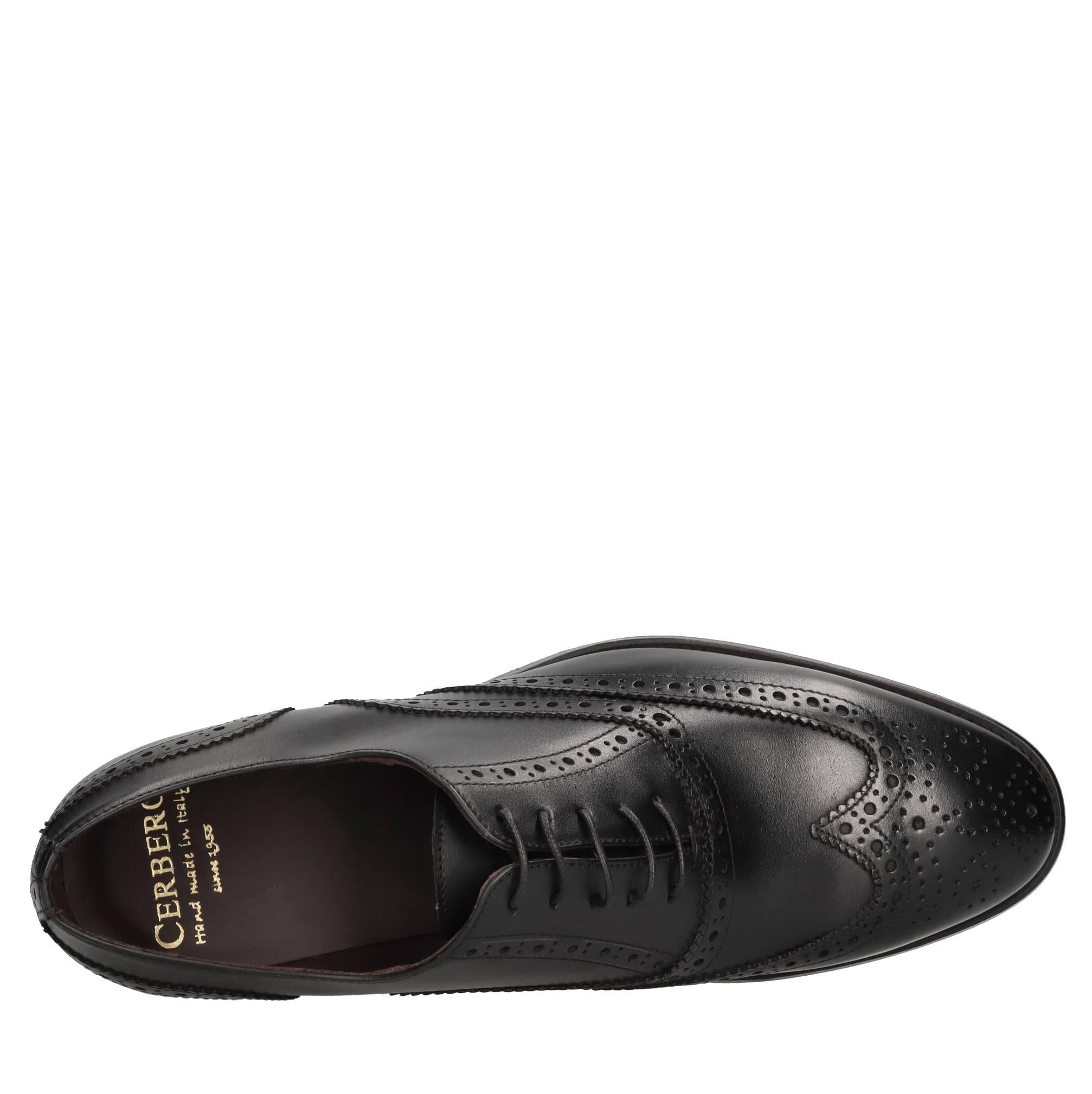 Stringate in pelle 