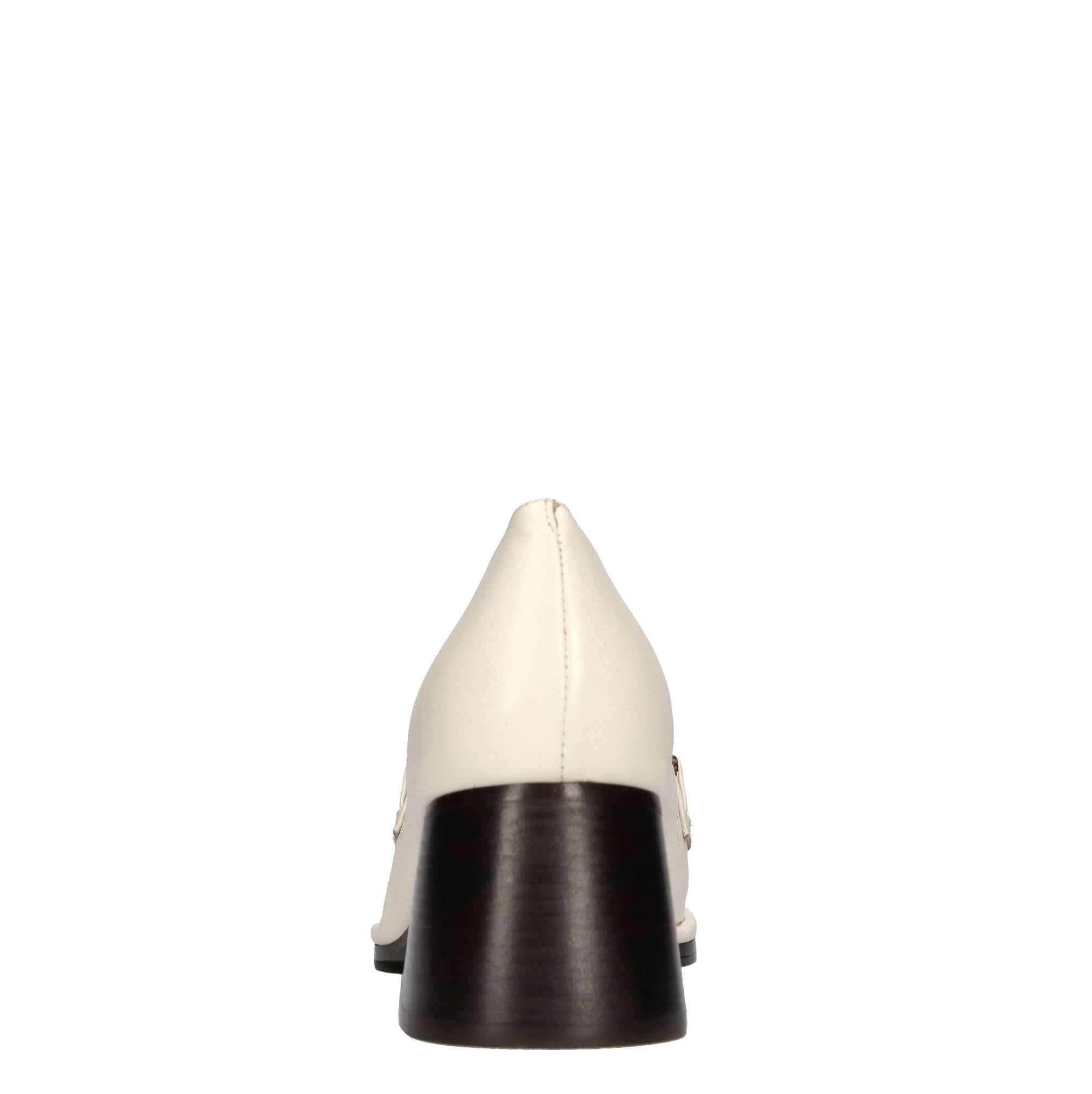 Mocassini in pelle 