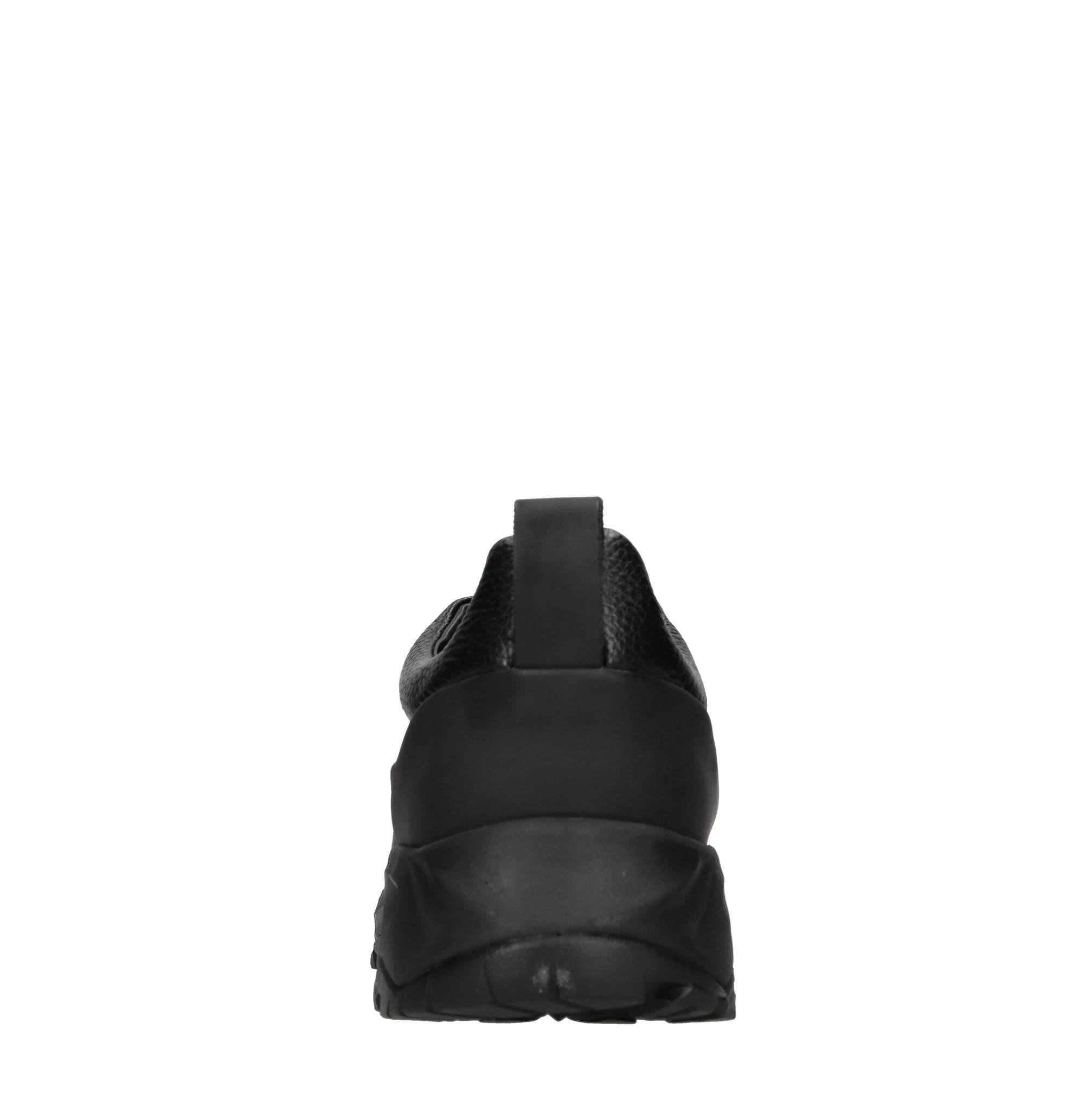 Sneakers in pelle 