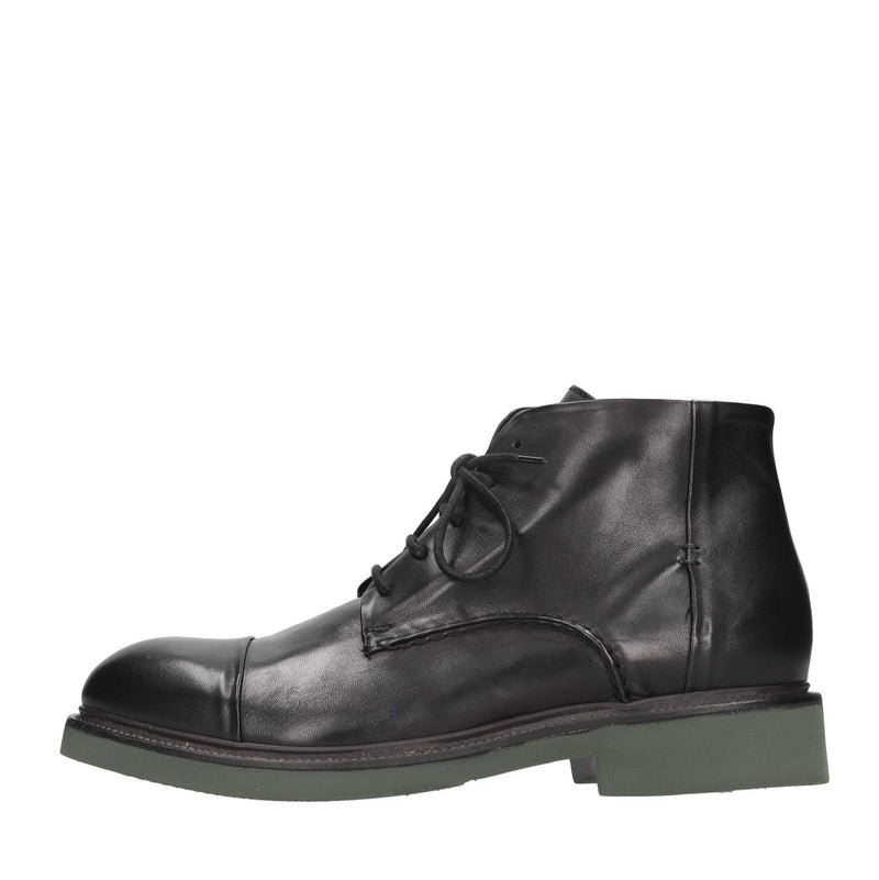 Polacchine in pelle modello 36526/42 in pelle 