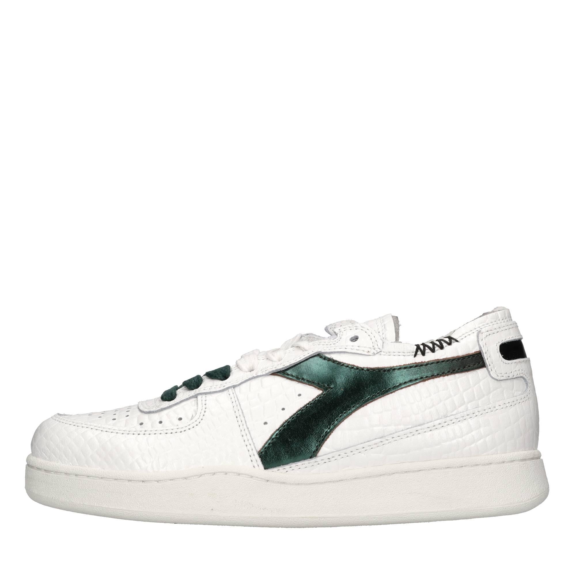 Sneakers in pelle 