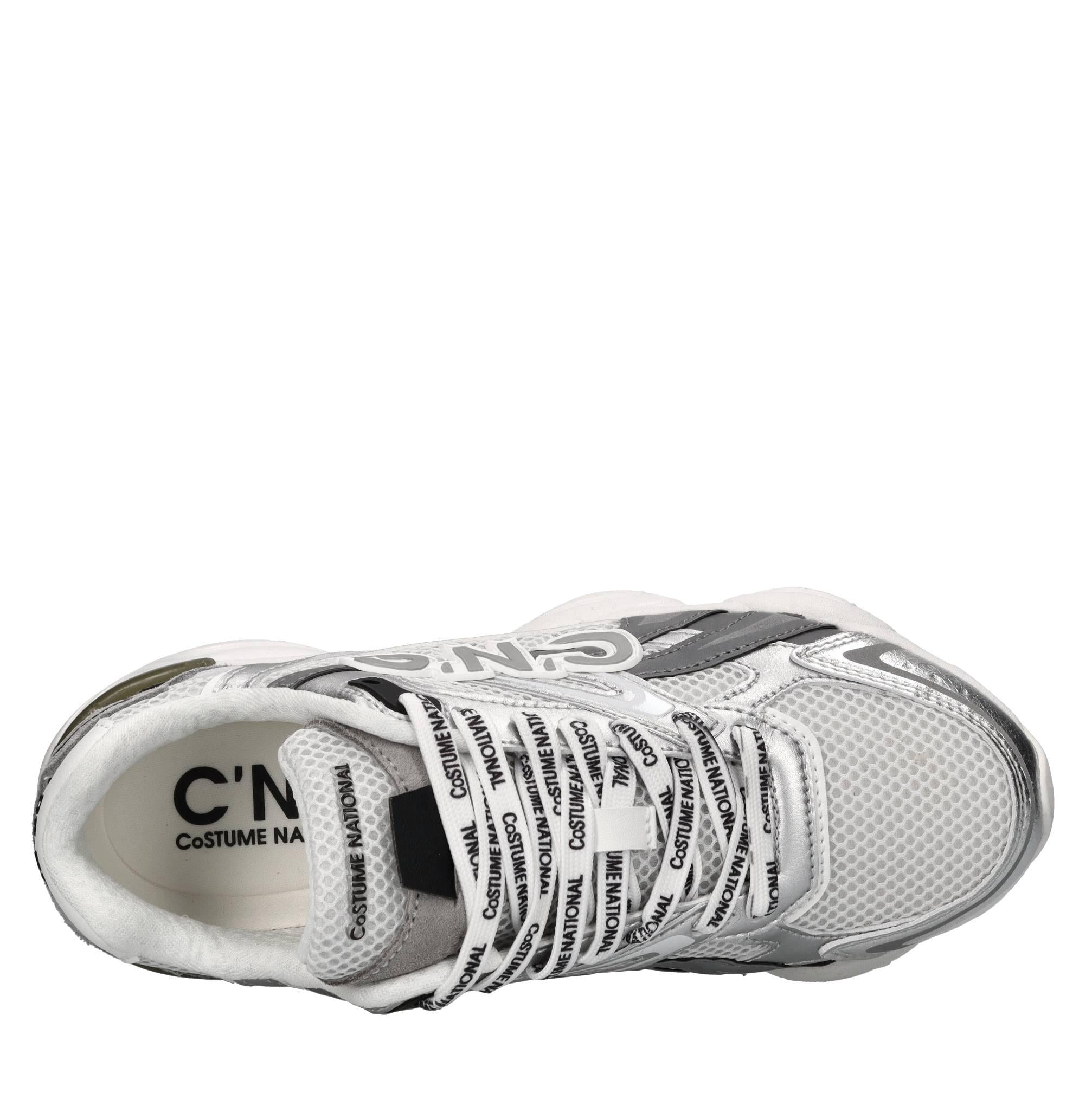 Sneakers in tessuto 