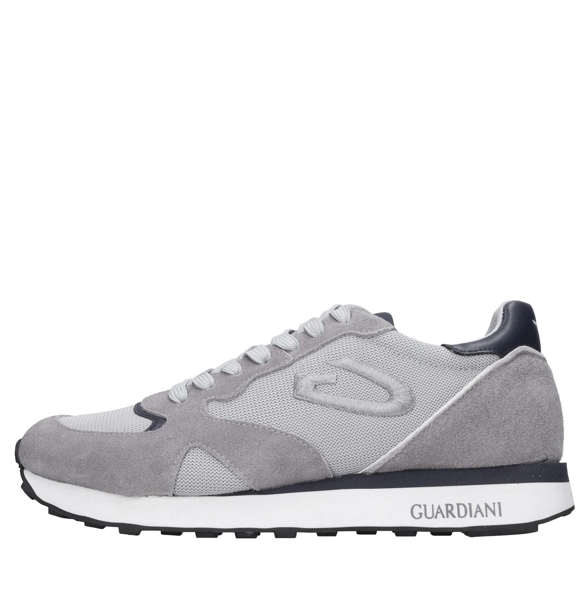 Sneakers in camoscio e tessuto 