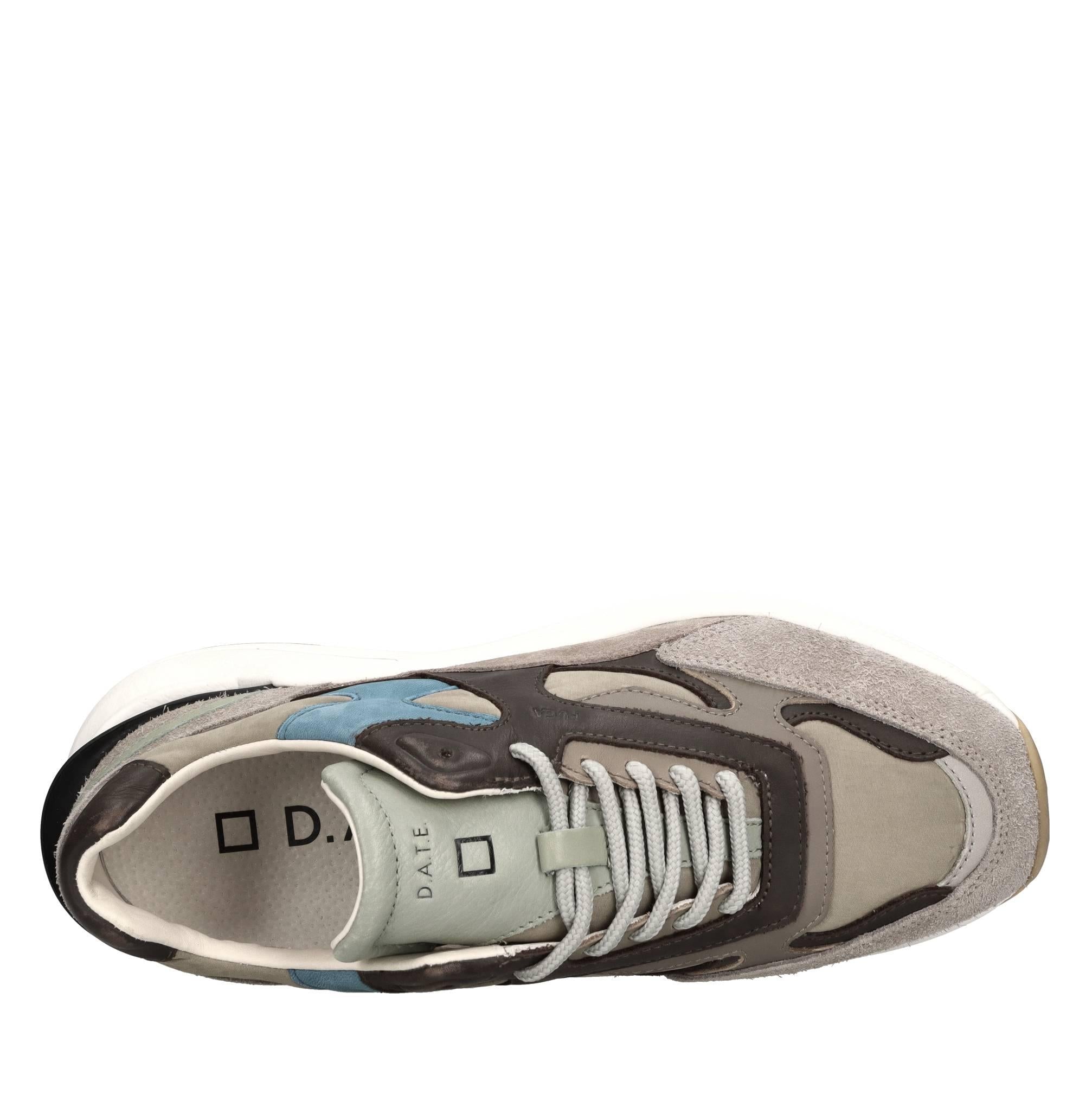 Sneakers in camoscio e tessuto 