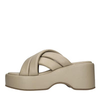 Mules modello TRESSY in pelle 