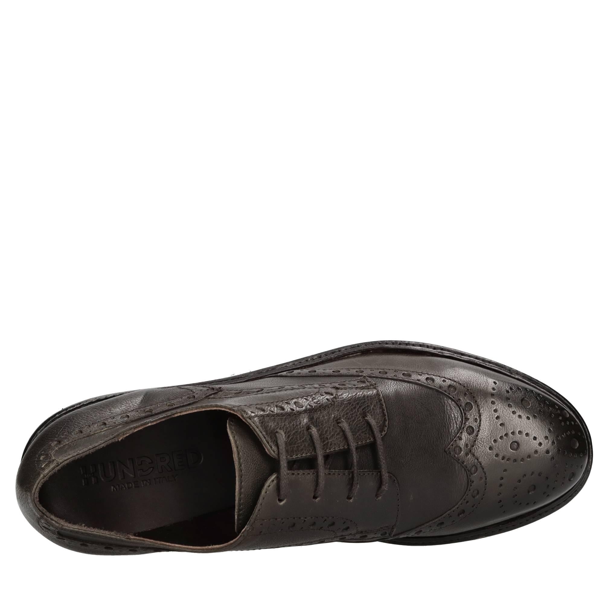 Stringate in pelle 