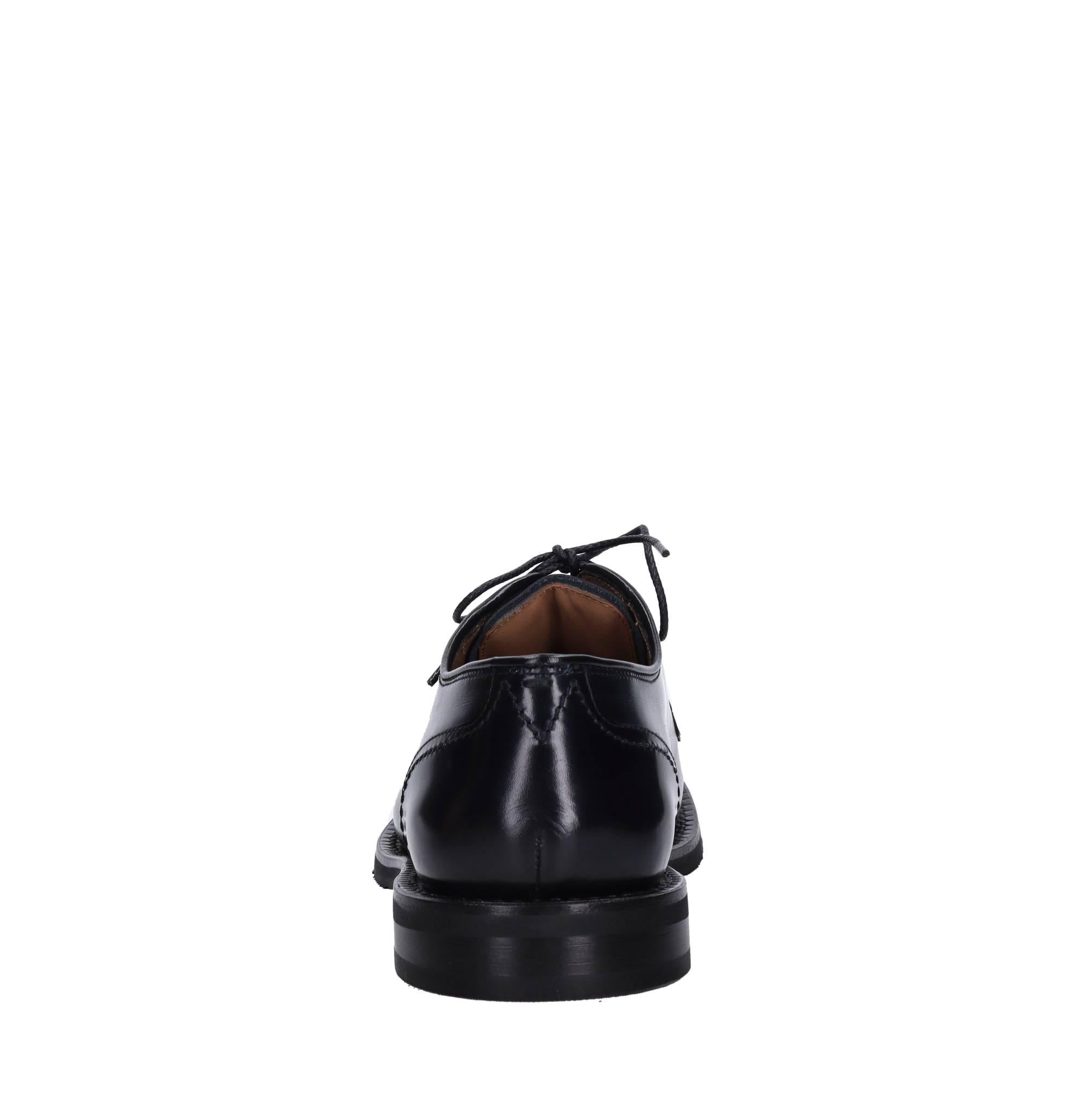 Stringate in pelle 
