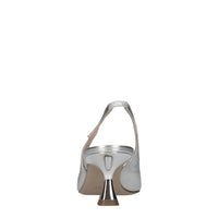 Décolleté slingback in pelle 