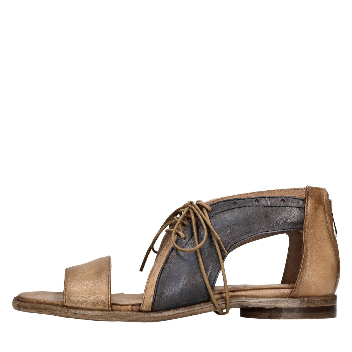 Sandali flat in pelle 