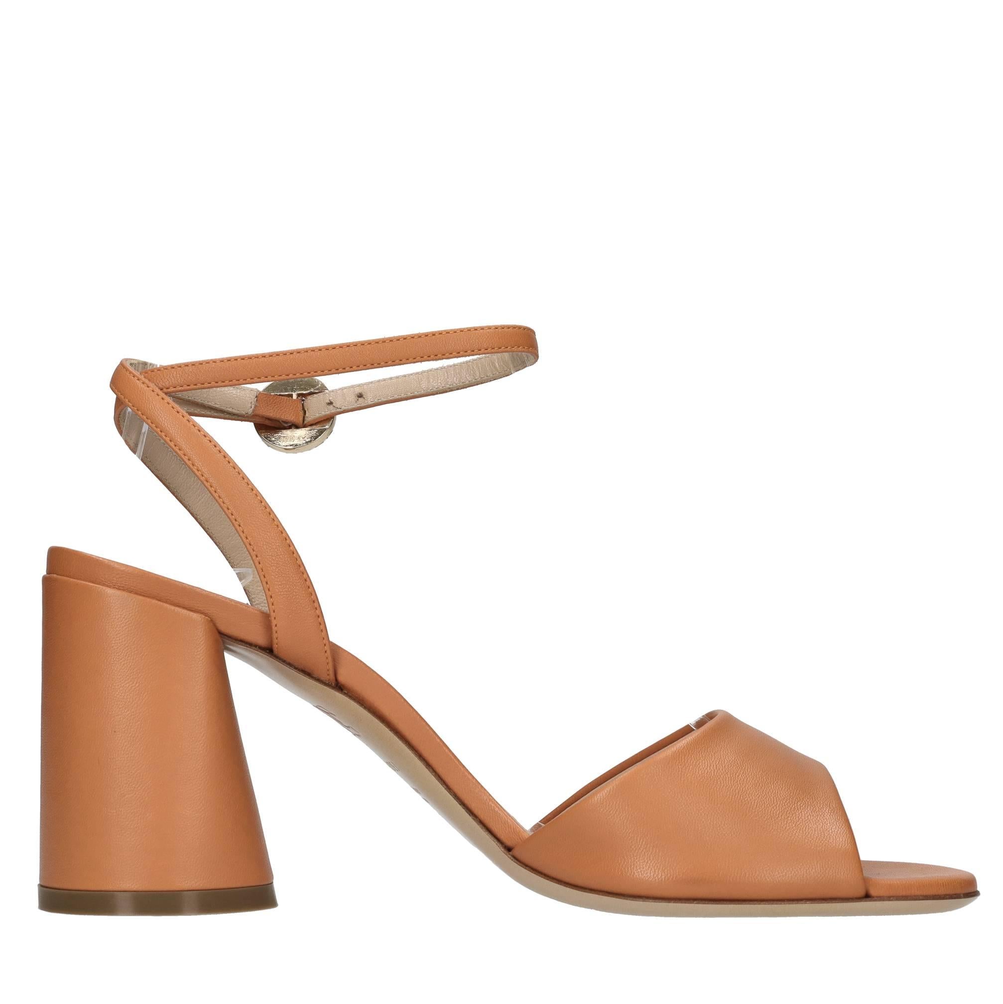 Sandali Cleo Minorca in pelle 