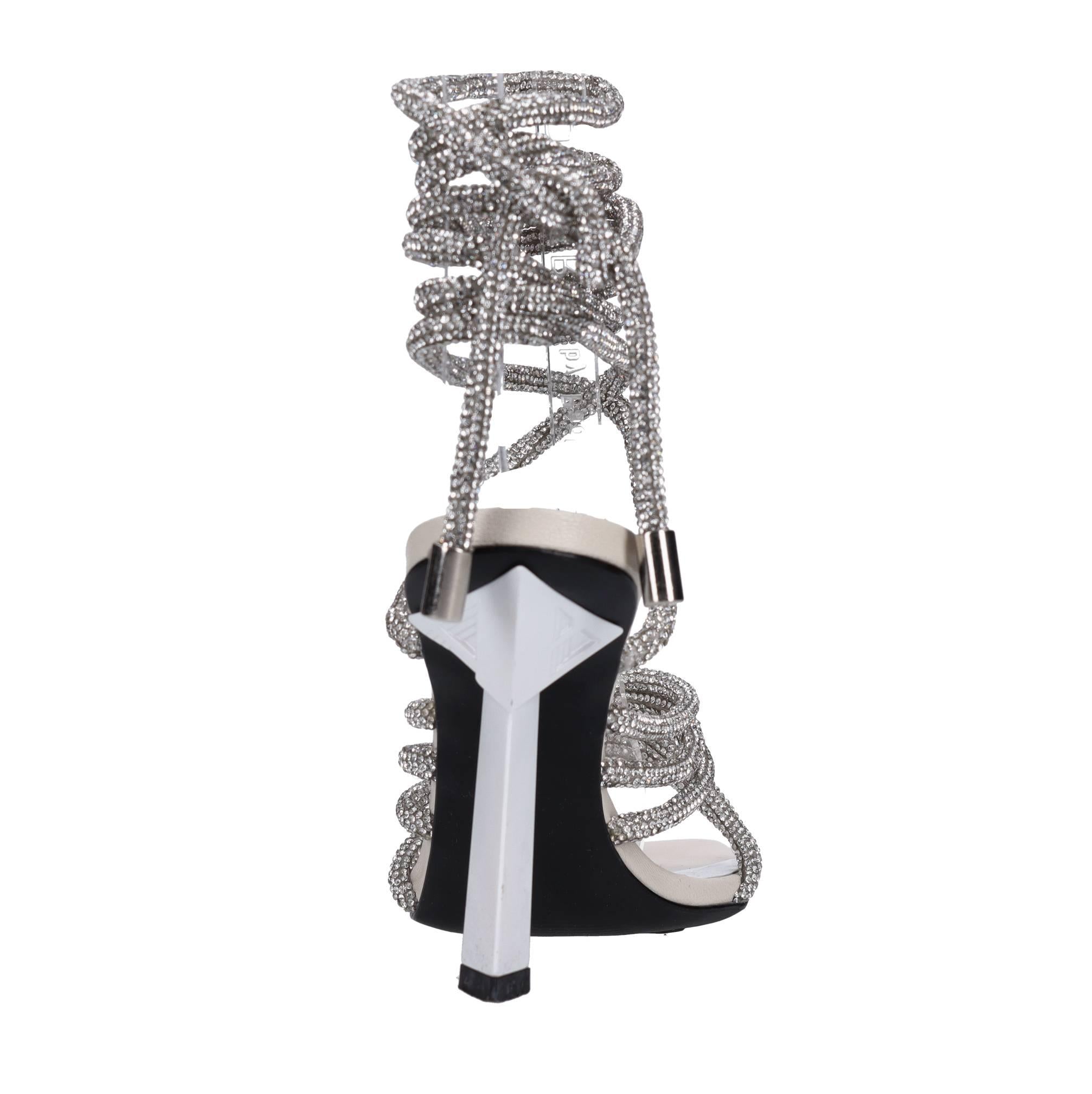 Sandali in pelle e strass 