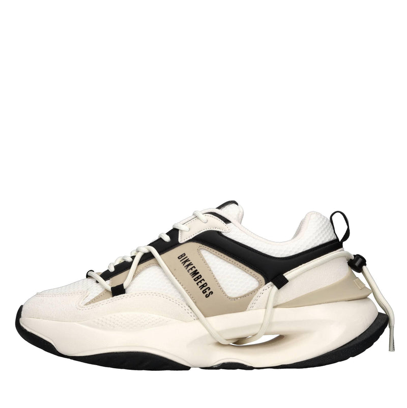 Sneakers in camoscio, ecopelle e tessuto 