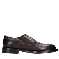 Stringate in pelle 