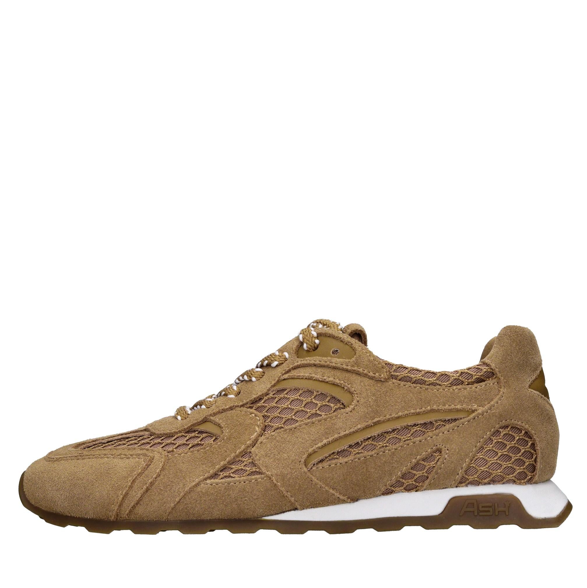 Sneakers in camoscio e tessuto 