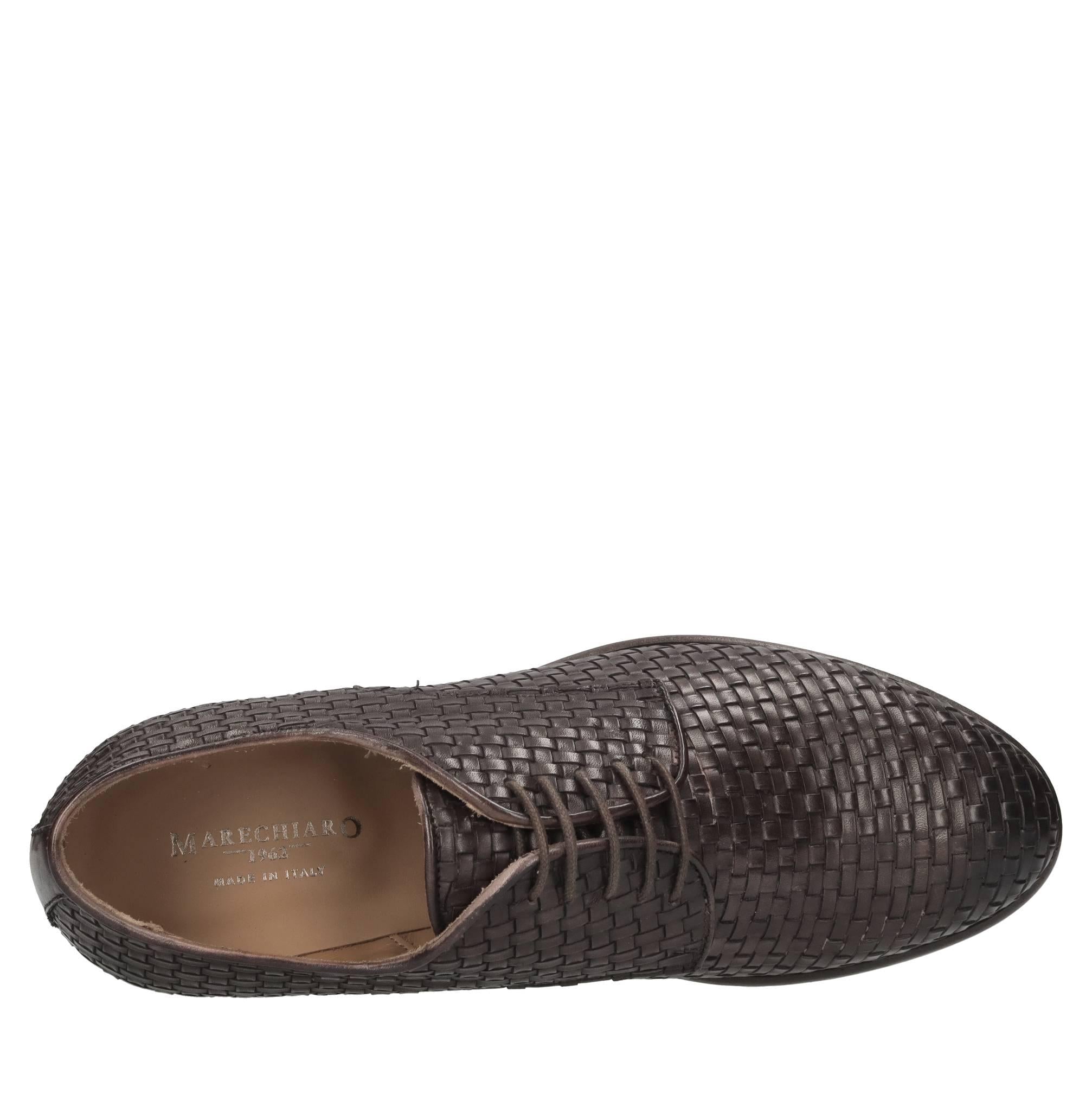 Stringate in pelle 