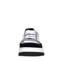 Sneakers in camoscio e tessuto 